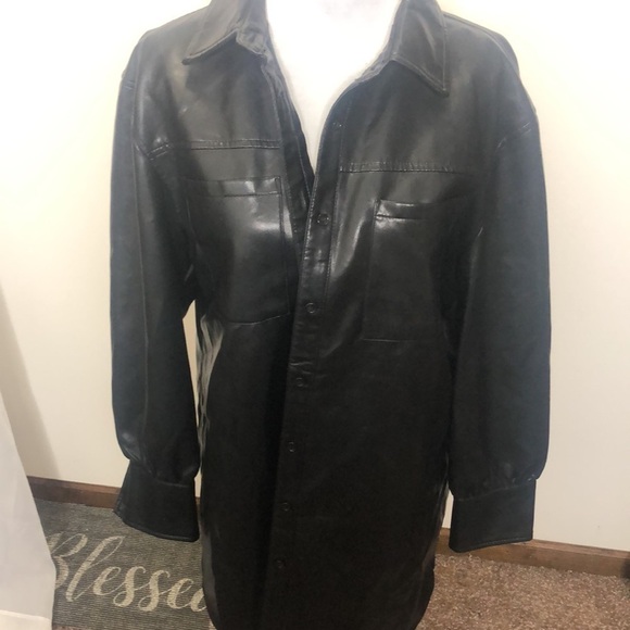 Bagatelle collection black faux leather pocketed long coat size medium​ - Picture 2 of 11